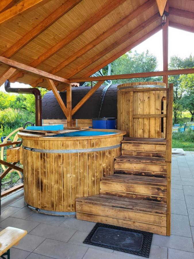 Hotel Cristel Casuta Fara Ganduri Mesentea Zewnętrze zdjęcie